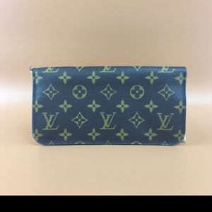 Genuine Louis Vuitton wallet!